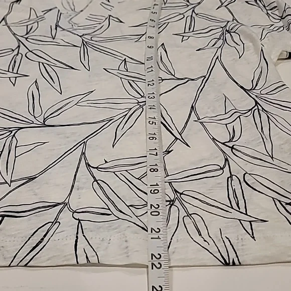 Cynthia Rowley Bamboo Leaf Print Three Quarter Sleeve Top Black Off White Large - Picture 9 of 9
